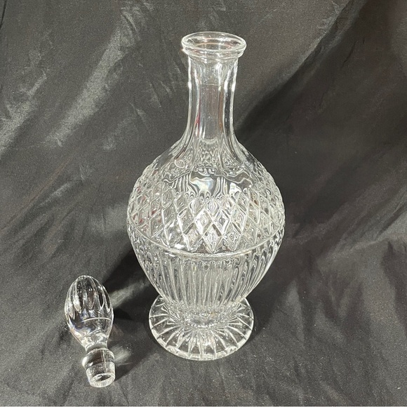 Fifth Avenue Crystal Decanter - Picture 10 of 14